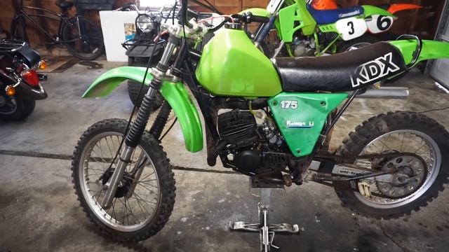 Locked Up, Mouse Infested Kawasaki Dirt Bike. Will It Move? (Part 2 of 2) смотреть онлайн