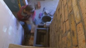 ОТОПЛЕНИЕ В ЧАСТНОМ ДОМЕ СВОИМИ РУКАМИ! ч.1. Установка твердотопливного котла в кирпичную печь.