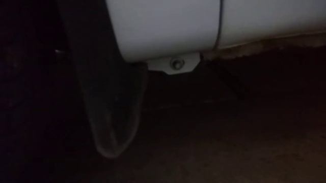 Поставил пластиковые крылья на Калину!!!!! смотреть онлайн