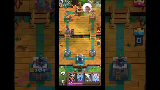 Лучшая колода в clash royale на карантине смотреть онлайн