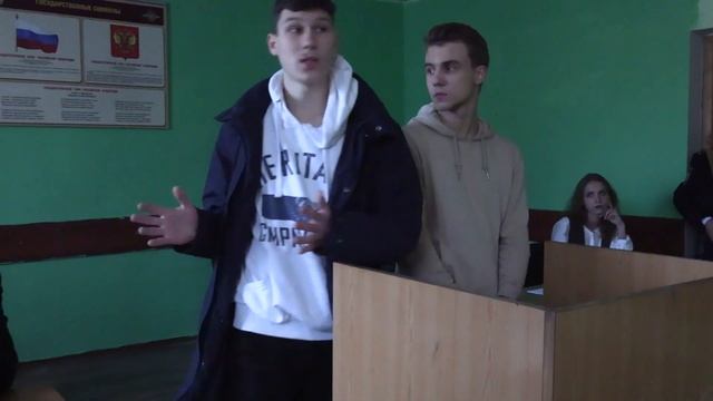 Бабушку хотят посадить и отобрать КВАРТИРУ? Судебное разбирательство за что её осудили? смотреть онлайн