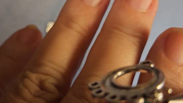 October Bargain Bead Box: Project 5, Earrings Galore смотреть онлайн