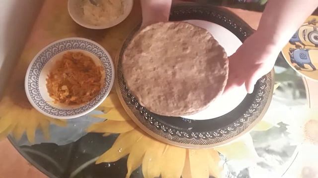 Печёночные трубочки с двумя начинками. смотреть онлайн