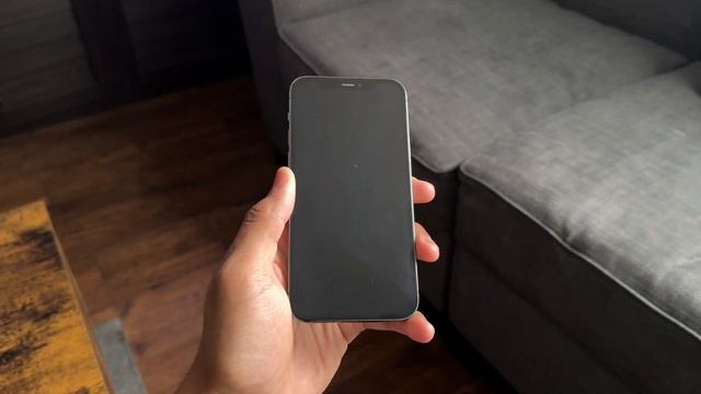 iPhone 12 Pro Review: Should You Buy In 2024? смотреть онлайн