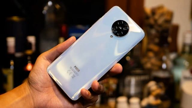 Смартфон Xiaomi POCO F2 Pro смотреть онлайн