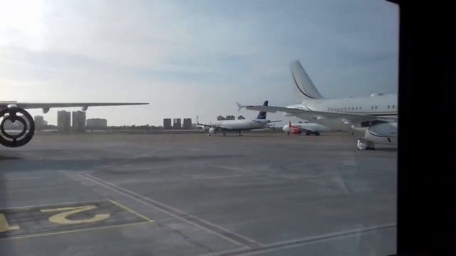 Аэропорт Анталия Посадка на самолет смотреть онлайн