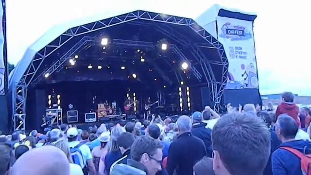 The Magic Number's,Love Me Like You.live @ Carfest South 2012 смотреть онлайн