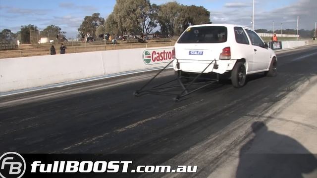 Toyota Starlet - 10.68 @ 140mph смотреть онлайн