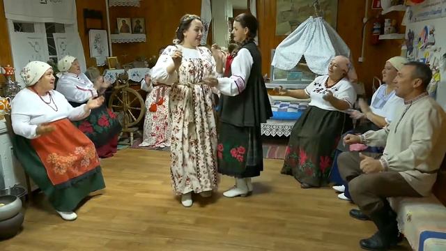 Народный фольклорный коллектив "Ломовочка" - Ой, ты, Дунюша-Дуняша смотреть онлайн
