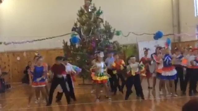 Танец Джаст Дэнс Деспасито смотреть онлайн