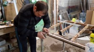 Обработка стекла вручную.