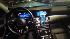 Система помощи при парковке Mercedes E-200 W213