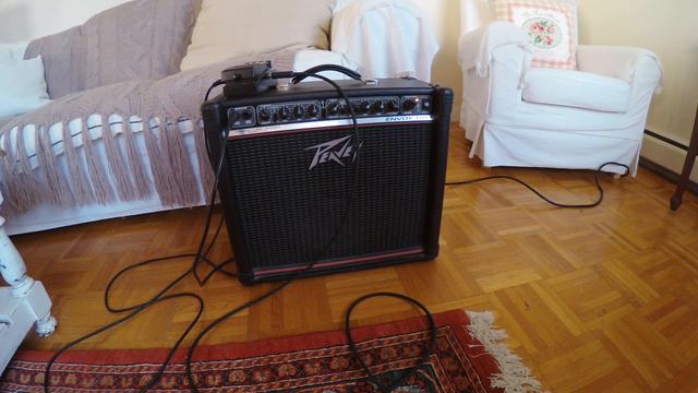 Peavey Envoy 110 with Boss ST-2 Power stack смотреть онлайн