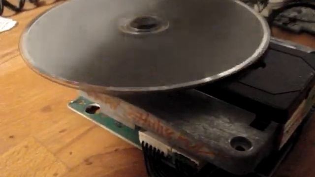 Scott's In Hants Jukebox Vau 1254 Laser repair смотреть онлайн