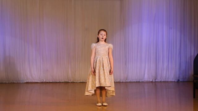 Райш София и С Бах старый дом А Аренский Комар один задумавшись смотреть онлайн