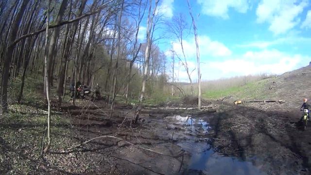 Эндуро соревнования. Березовка 16.04.16 смотреть онлайн
