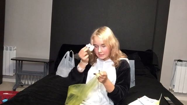 Распаковка подарков!!!Подарили много слаймов! Lera_Top смотреть онлайн