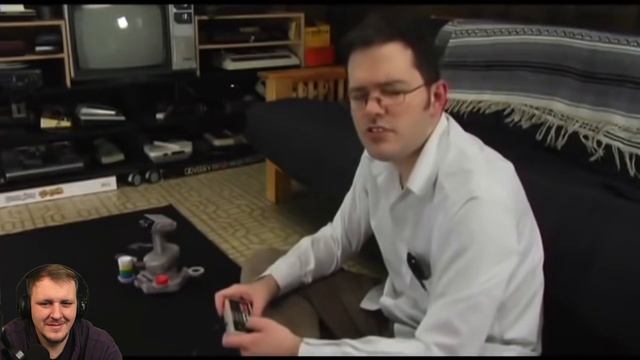 R.O.B. the Robot [AVGN 100 - RUS RVV] | Реакция на AVGN смотреть онлайн