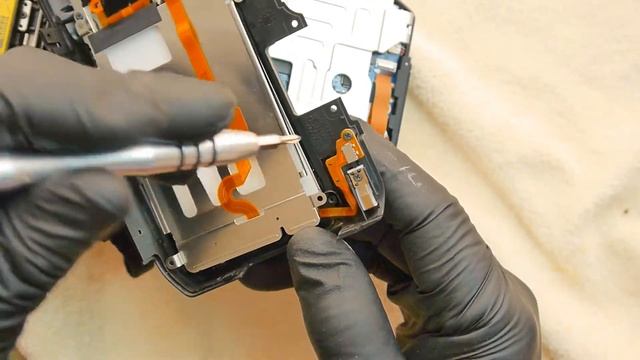 Sony a700 DSLR Dissemblably for LCD Replacement смотреть онлайн