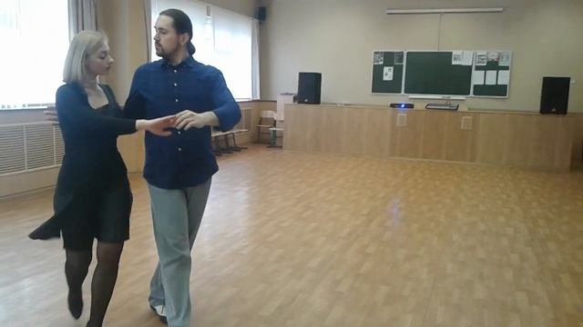 Кросс-степ вальс, элементы в открытой и закрытой паре. Алексей и Саша смотреть онлайн