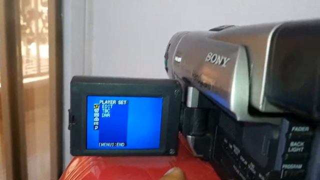Funcionamiento de Video Cámara Handy Cam CCD-TRV57 смотреть онлайн