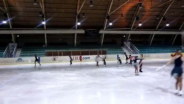 Весенний вальс смотреть онлайн