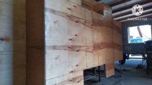 Дом на колёсах- вкладыш в прицеп. Обшивка каркаса.