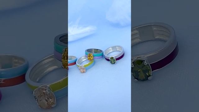 Серебряные кольца с эмалью и фианитом арт. 2290 смотреть онлайн