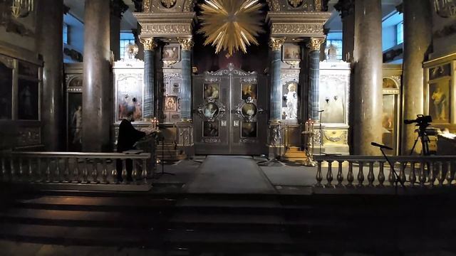 Утреннее богослужение в четверг 1-ой седмицы Великого поста смотреть онлайн