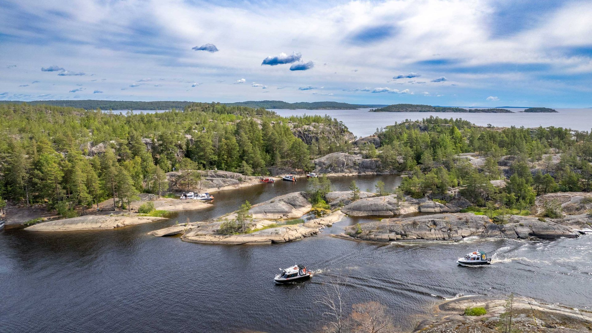 Ладожские шхеры в Карелии на катере смотреть онлайн