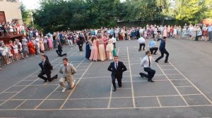 Вальс. Выпускной 2016.