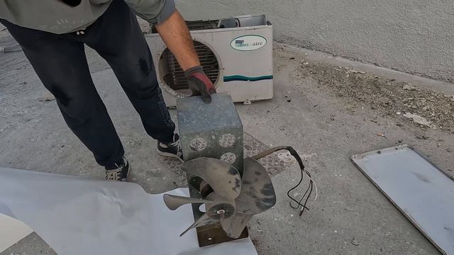 Две идеи! Непотребни уреди от дома. Как да си направим вентилатор и прост уред за преместване! смотреть онлайн