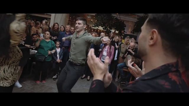 Эларджи ресторан смотреть онлайн