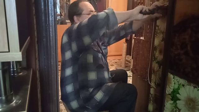 КАК ИЗГОТОВИТЬ КРЮЧКИ НА ДЕРЕВЯННЫЕ ЗАНАВЕСКИ. серия№ 10 смотреть онлайн