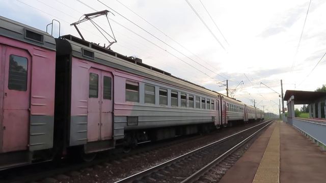 Электропоезд ЭД4М-0137 платформа 252 км БМО 28.06.2020 смотреть онлайн