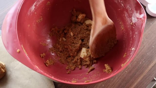 coming out of a funk and opening up + BEST cookie recipe | WEEKLY VLOG смотреть онлайн