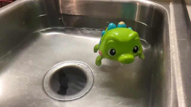 Zuru Robo Alive Junior Little Croc Review (60fps Version) смотреть онлайн