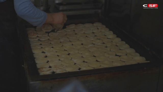 Shopping and eating street food in Heyuan, a small city in China смотреть онлайн