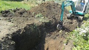 как выкопать 4 метровый септик мини экскаватором