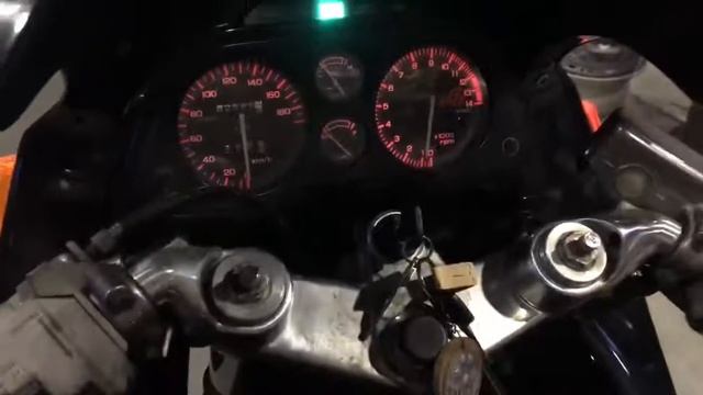 Review CBR 750 Hurricane Sport Touring ปี 1987