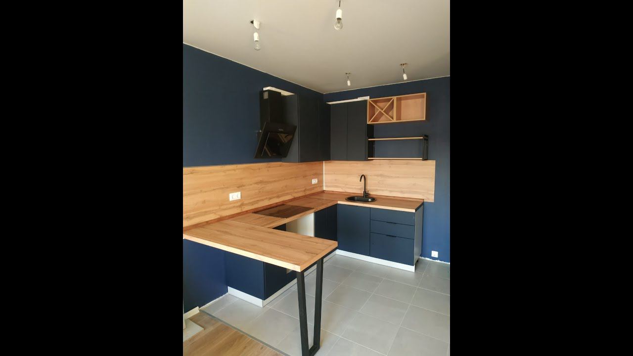 Кухня Ройс цвета черника