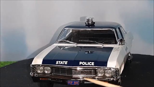 Análise do Chevrolet Biscayne 1967 na escala 1:18 - Greenlight Artisan смотреть онлайн