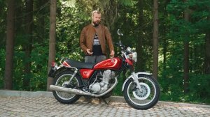 Yamaha SR400 - трушный, железный, медленный. Японская школа ретро байков #ТУРБОобзор