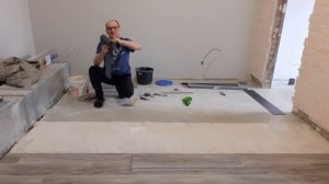 Как укладывать пвх плитку!!!