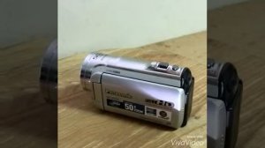 Обзор видео камеры panasonic hc v500........мой первый обзор ...моя первая камера..