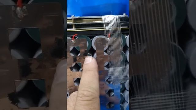 АКБ Kugoo kirin GX. Кривая заводская сварка привела к выходу из строя параллели. смотреть онлайн