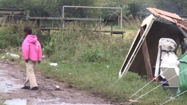 Jika Joe: It's tough in the tents смотреть онлайн