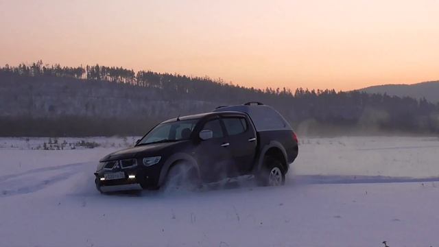 Mitsubishi L200/Triton в снегу, offroad.#Mitsubishil200 2wd/4wd смотреть онлайн