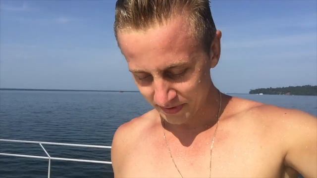 Камбоджа. Сиануквиль. Кушаем морского ежа смотреть онлайн