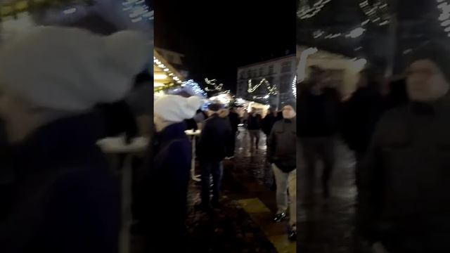 Рождественский рынок в г. Ашаффенбург (Германия, Бавария), декабрь 2017 года смотреть онлайн